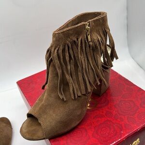 Carlos By Carlos Santana Jasper 2 Peep Toe Fringe Ankle Booties Women's Sz 9.5 M